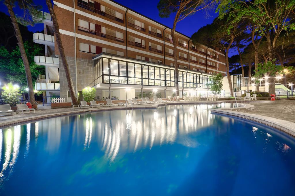 Meridiana Family&Nature Hotel Marina Romea Exterior foto